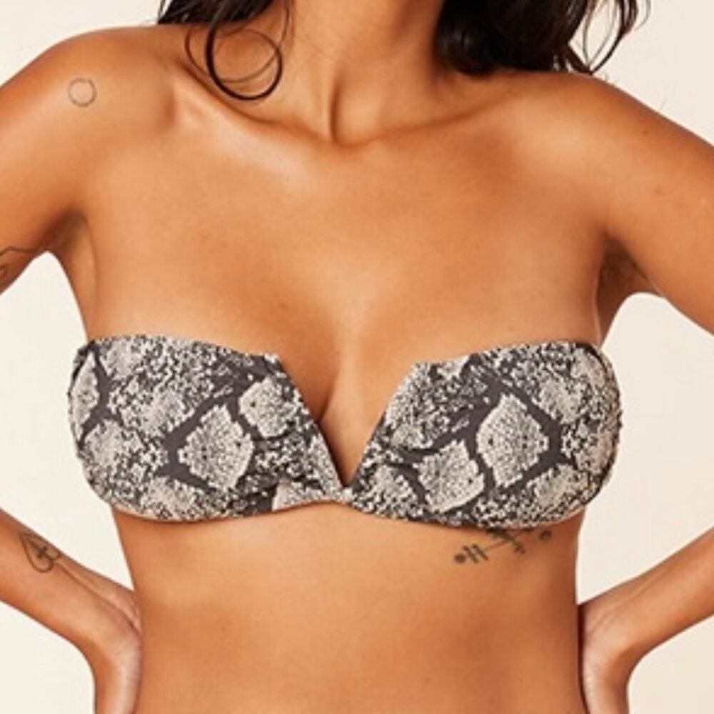 NWT Andie Snakeskin Gray The Scala Swimsuit Top Size Small‎